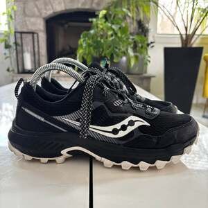 Saucony Womens Excursion TR16 Trail Sneaker Black Size 8